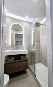 trabajo baño barcelona